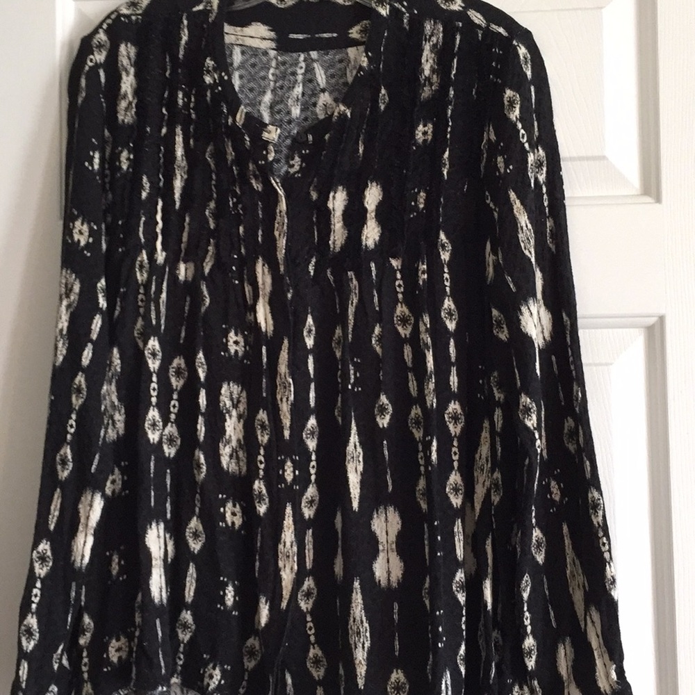 Outfitters LS Button Up Shirt